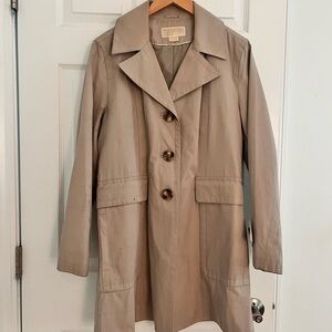 Trench/Rain Coat